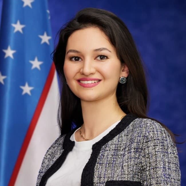 Nozimaxon Davletova